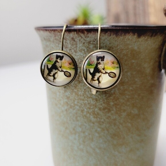 Vintage-style Playful Cat earrings Glass Cabochon Jacket Copper Alloy earrings - Picture 5 of 8